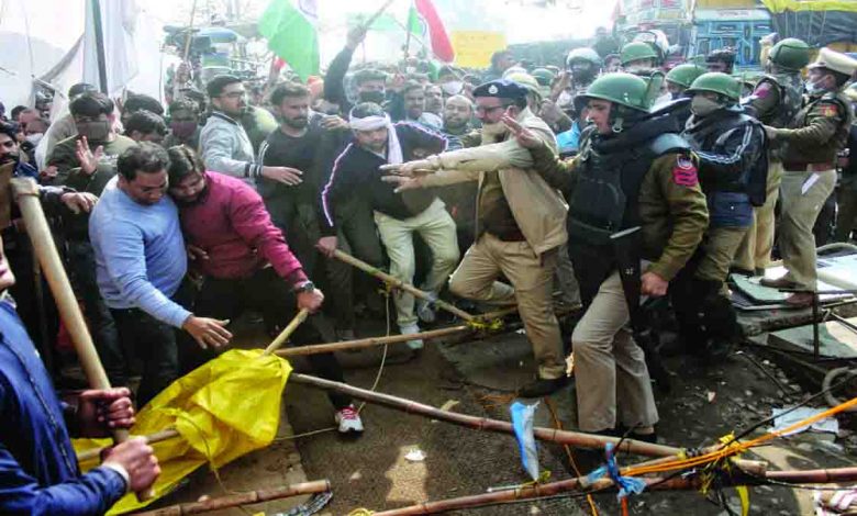 locals--farmers-clash-at-singhu