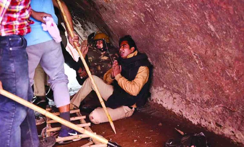 morning-clashes-at-singhu--tikri-said-what---s-in-store