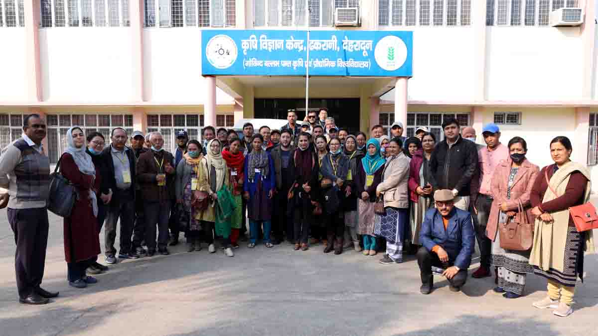 Ladakh panchayat representatives visit KVK and Kulhal village