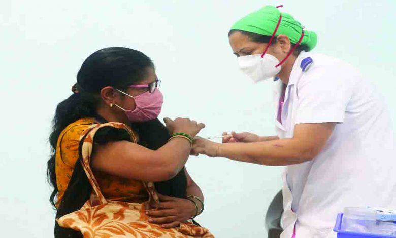 centre-caps-covid-shot-at-rs-250-in-pvt-hospitals