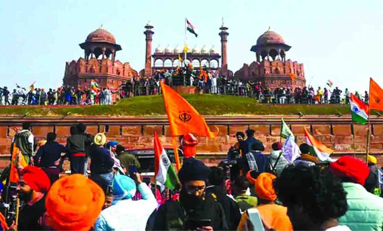 india-pained-by-tricolour-insult--pm