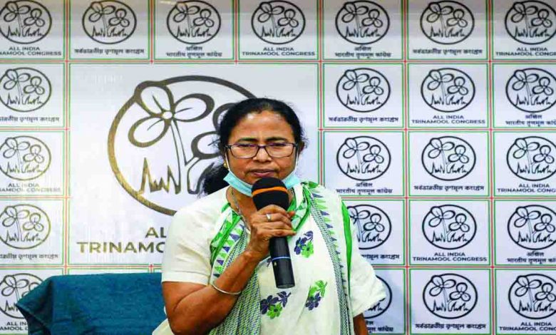 mamata-raps-ec-sees Modi, Shah design in 8-phase polls