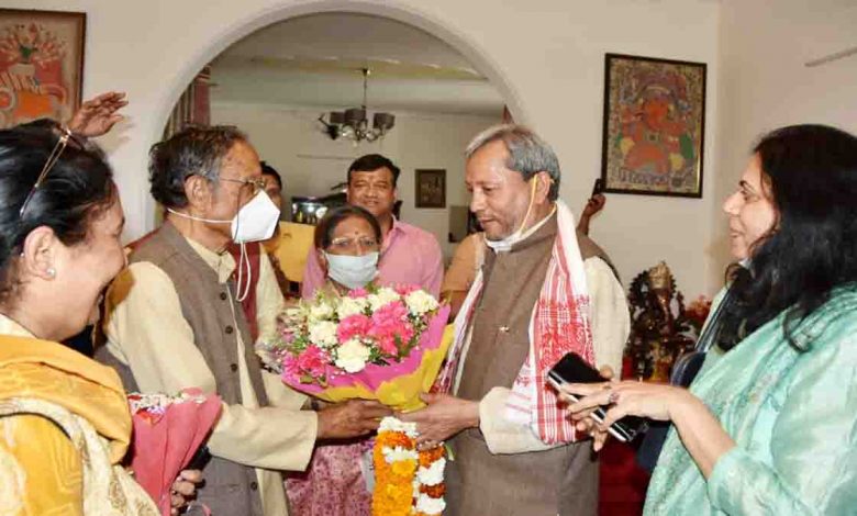 CM meets his political guru a day after assuming office