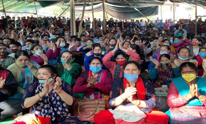 Cong extends support to UPNL workers
