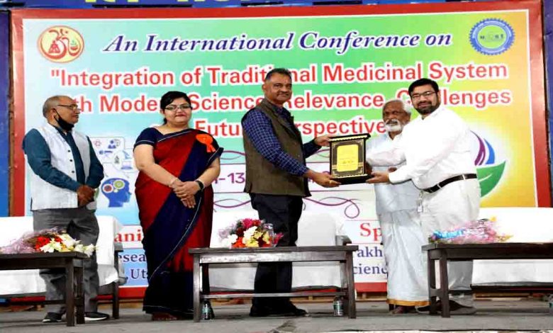 International conference ends in Patanjali Yogpeeth
