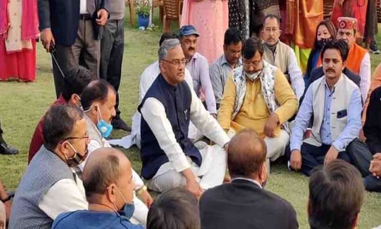 last few hours of Rawat’s dignified exit