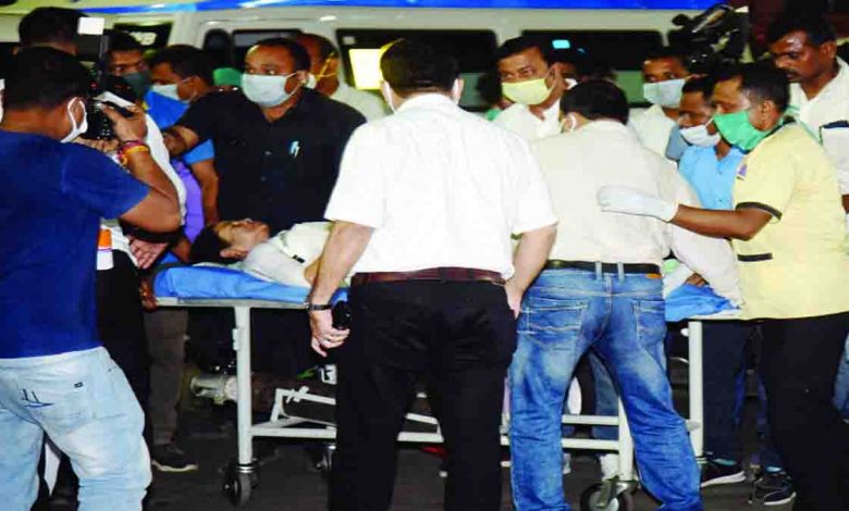 mamata-hurt-during-poll-drive--cries-conspiracy