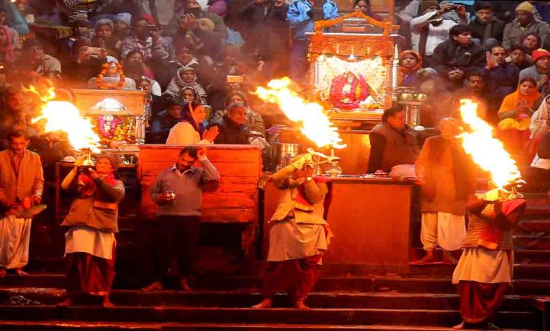 Pathfinding in the Kumbh Mela