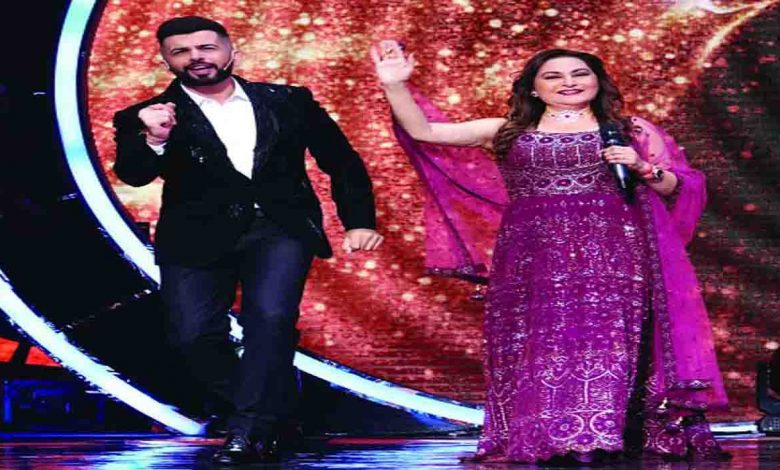 Jaya prada visits indian idols