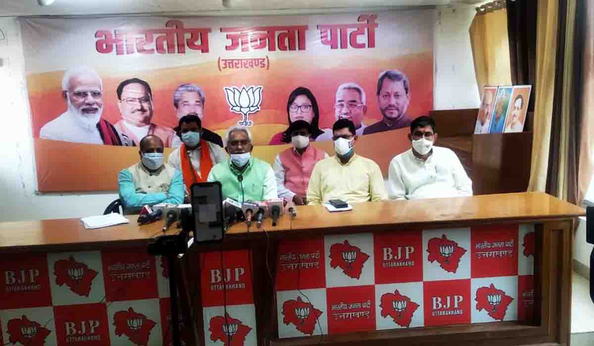 BJP control rooms resolve 1,320 issues related to Covid patients