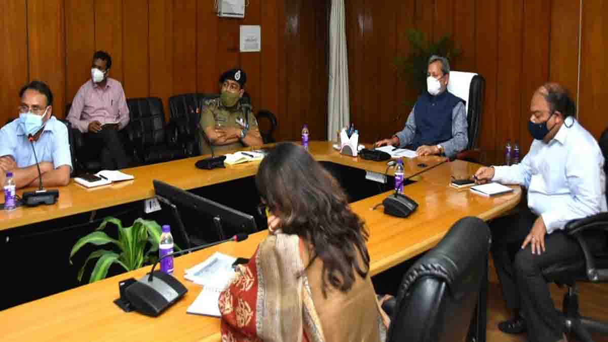 CM Tirath Singh Rawat review the Covid-19 situation in the state
