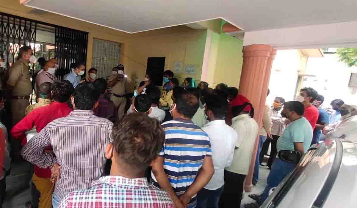 Delay in arrival of Amphotericin -B injection creates chaos in CMO office