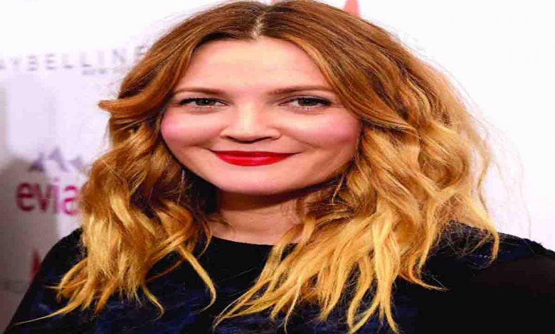 Drew Barrymore -extend-a-hand