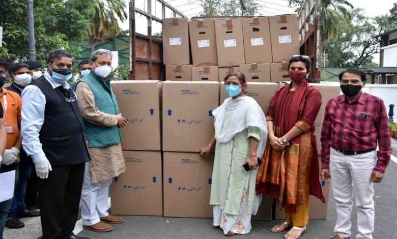 O2 concentrators presented to State govt
