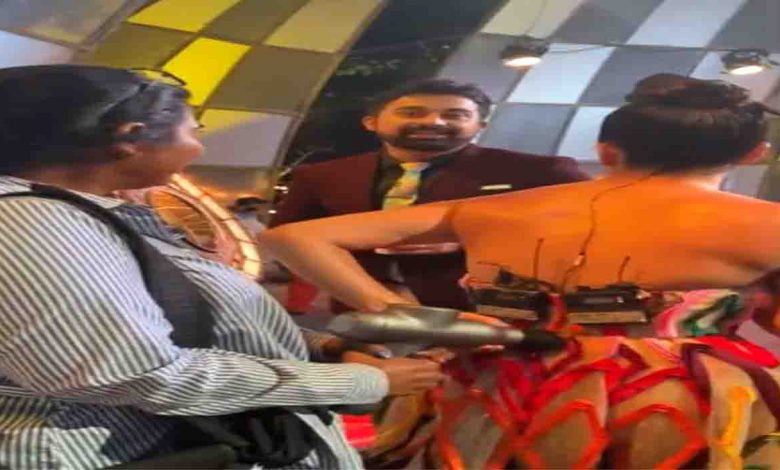sunny-leone-is--addicted--to-this