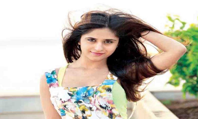 Meet the bubbly and charming Hunar