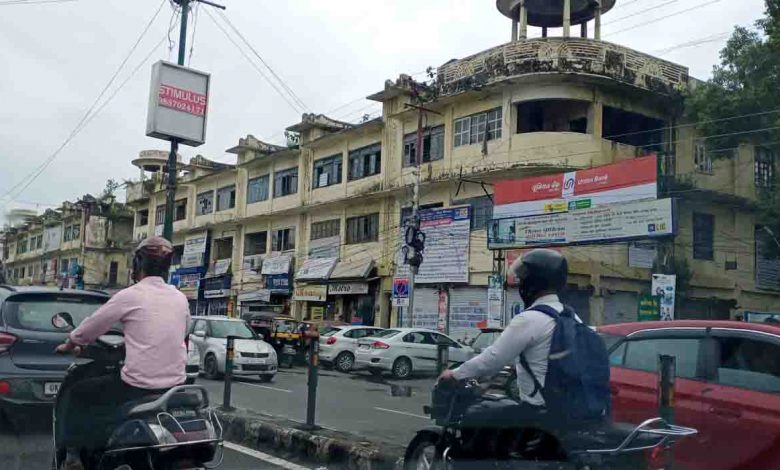 dilapidated buildings in dehradun-FIle Pic
