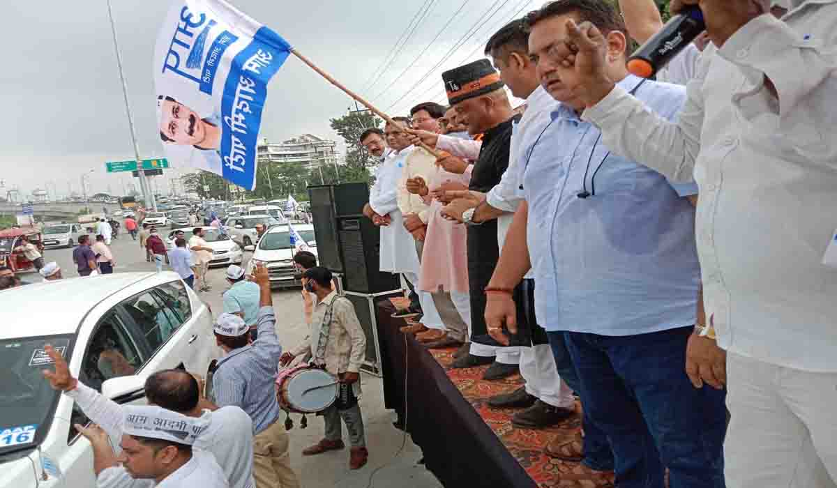AAP to carry free electricity promise of Kejriwal to 15 lakh homes