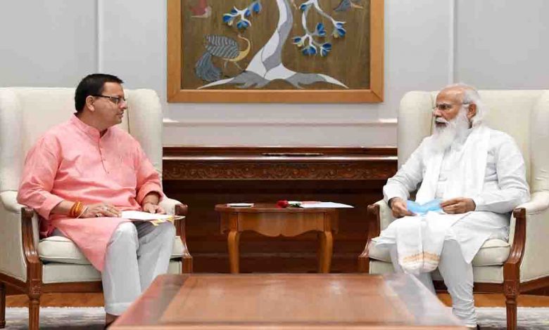 Dhami discusses various issues with PM Modi
