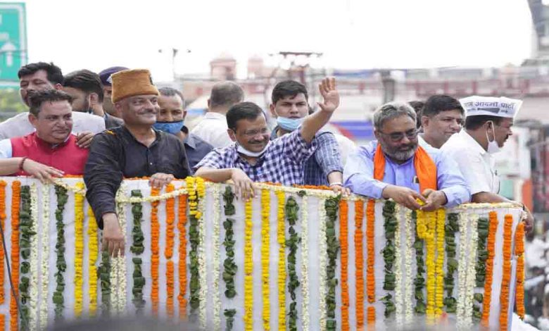 Kejriwal announces Kothiyal as CM candidate