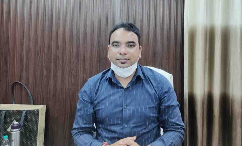 municipal commissioner Dayanand Saraswati