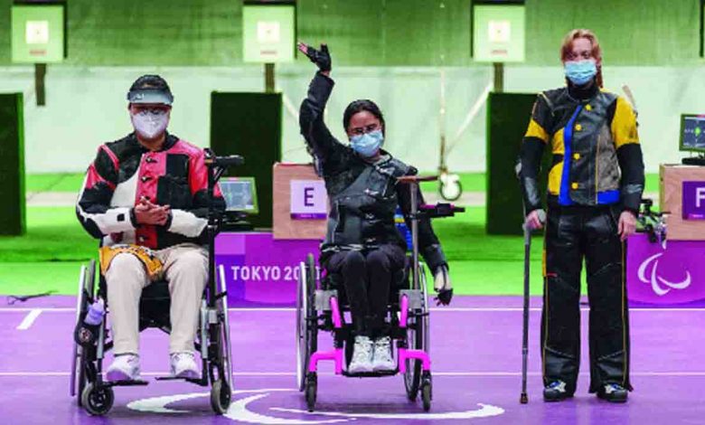 Shooter Avani becomes 1st Indian woman to win Gold at Paralympics