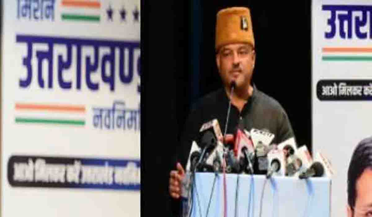 AAP launches selfie with temple campaign