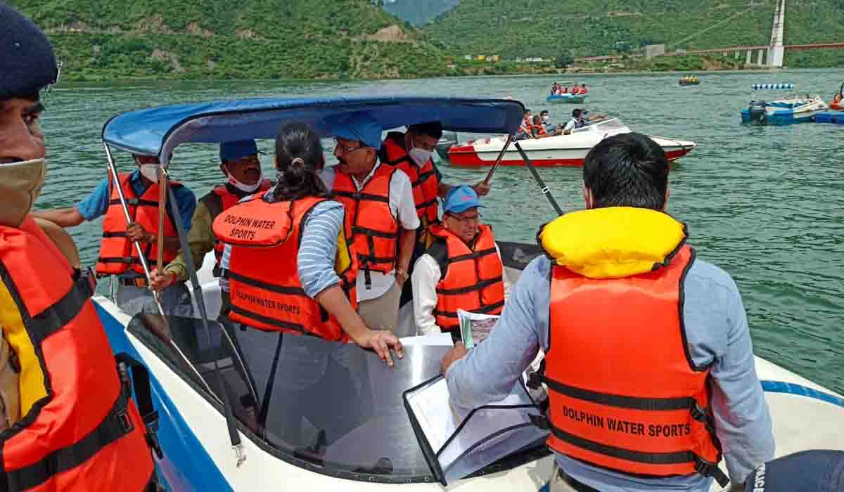 Tehri lake global tourist destination.jpeg