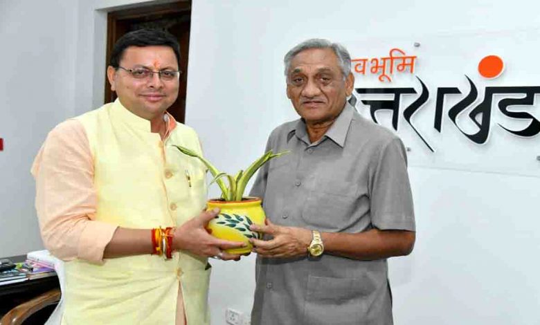 CM Dhami and Ex CM Bahuguna's meeting