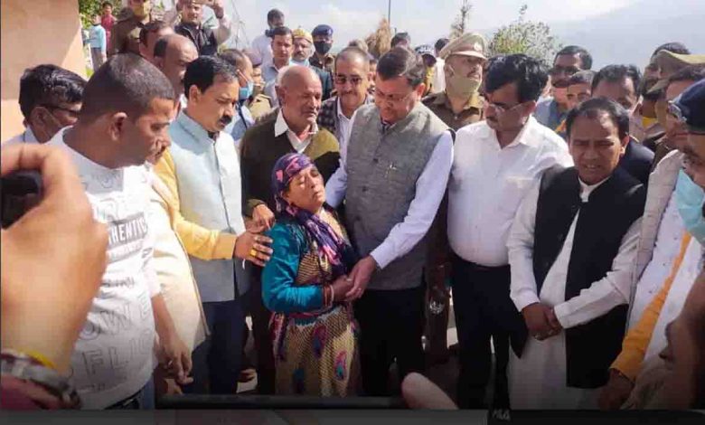 CM continues to remain on ground Zero, visits Pithoragarh and Champawat