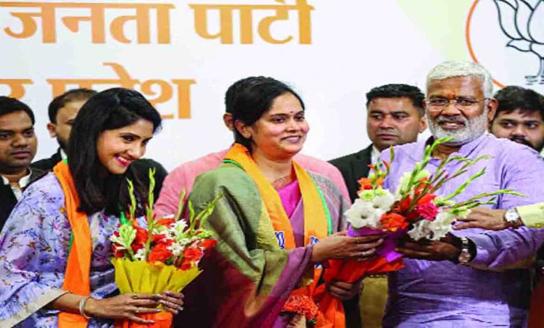rebel-cong--bsp-mlas-join-bjp
