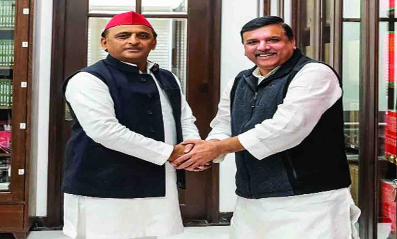 sp-stitching-ties-to-take-on-bjp