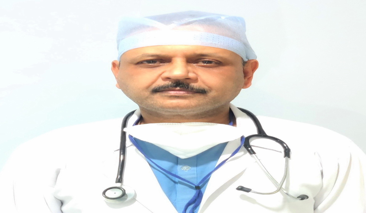 Dr. Ashok Jayant performs complicated heart surgery at Shri Mahant Indiresh Hospital