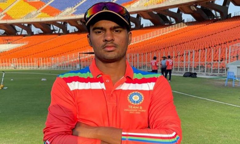 Shopkeeper's son Siddharth Yadav makes it to under-19 squad for upcoming Asia Cup