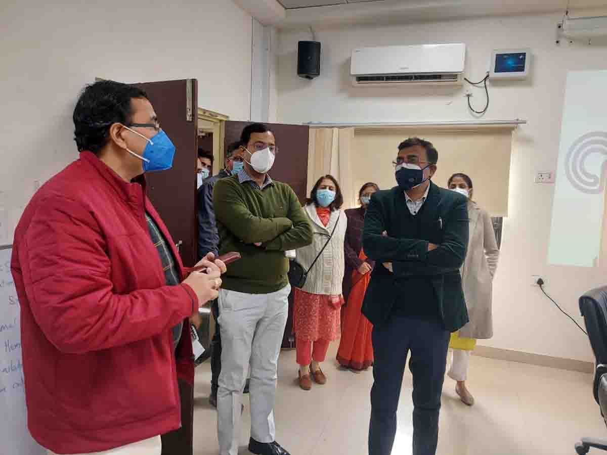 ACS Bardhan visits Covid control room