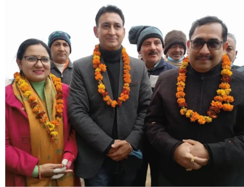 Yogi sends smart class equipment to Tehri school
