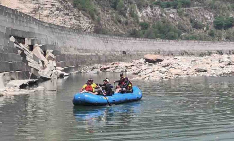 Bodies of drowned duo recovered from Alaknanda
