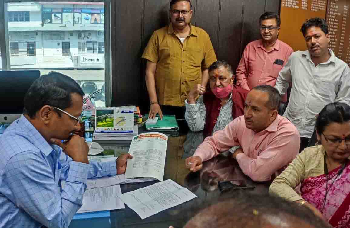 Councilors accuse MDDA officials of being hand in glove with land mafia
