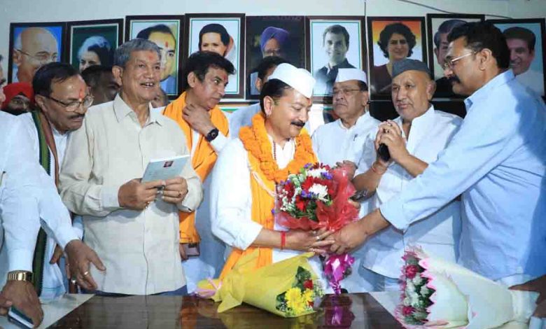 Mahara assumes charge as PCC president, leaders express differences in function