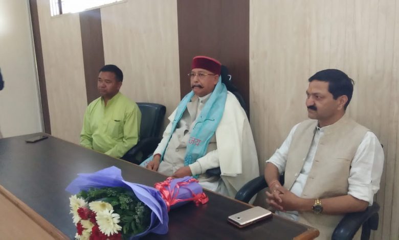 Will not spare negligent staff, warns Maharaj while visiting BKTC