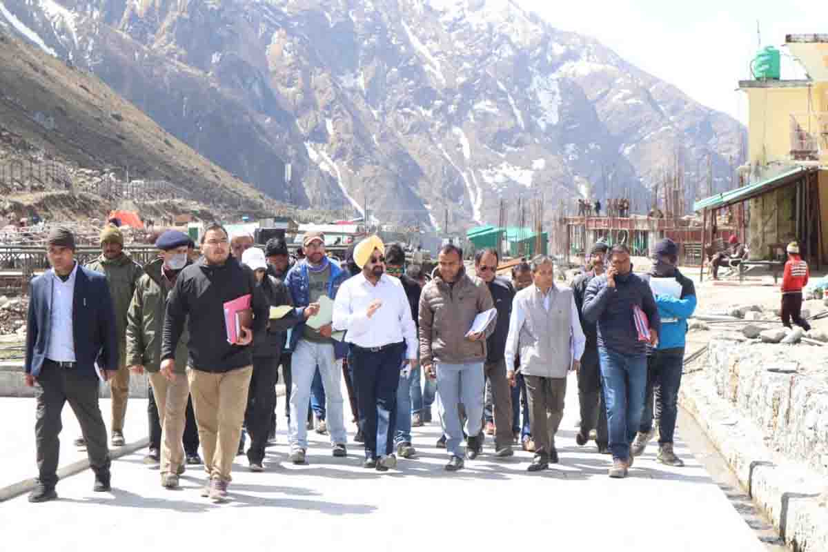 Sandhu inspects Kedarnath & Badrinath works
