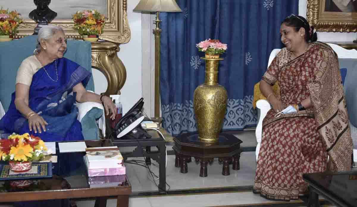 Speaker Khanduri meets UP Governor in Lucknow
