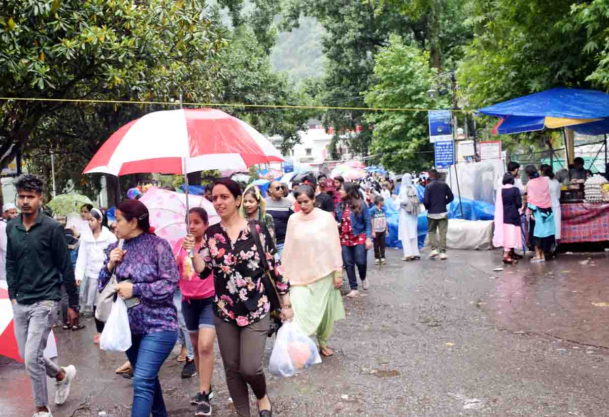 Spell of rain & winds expose gaps in Nainital again
