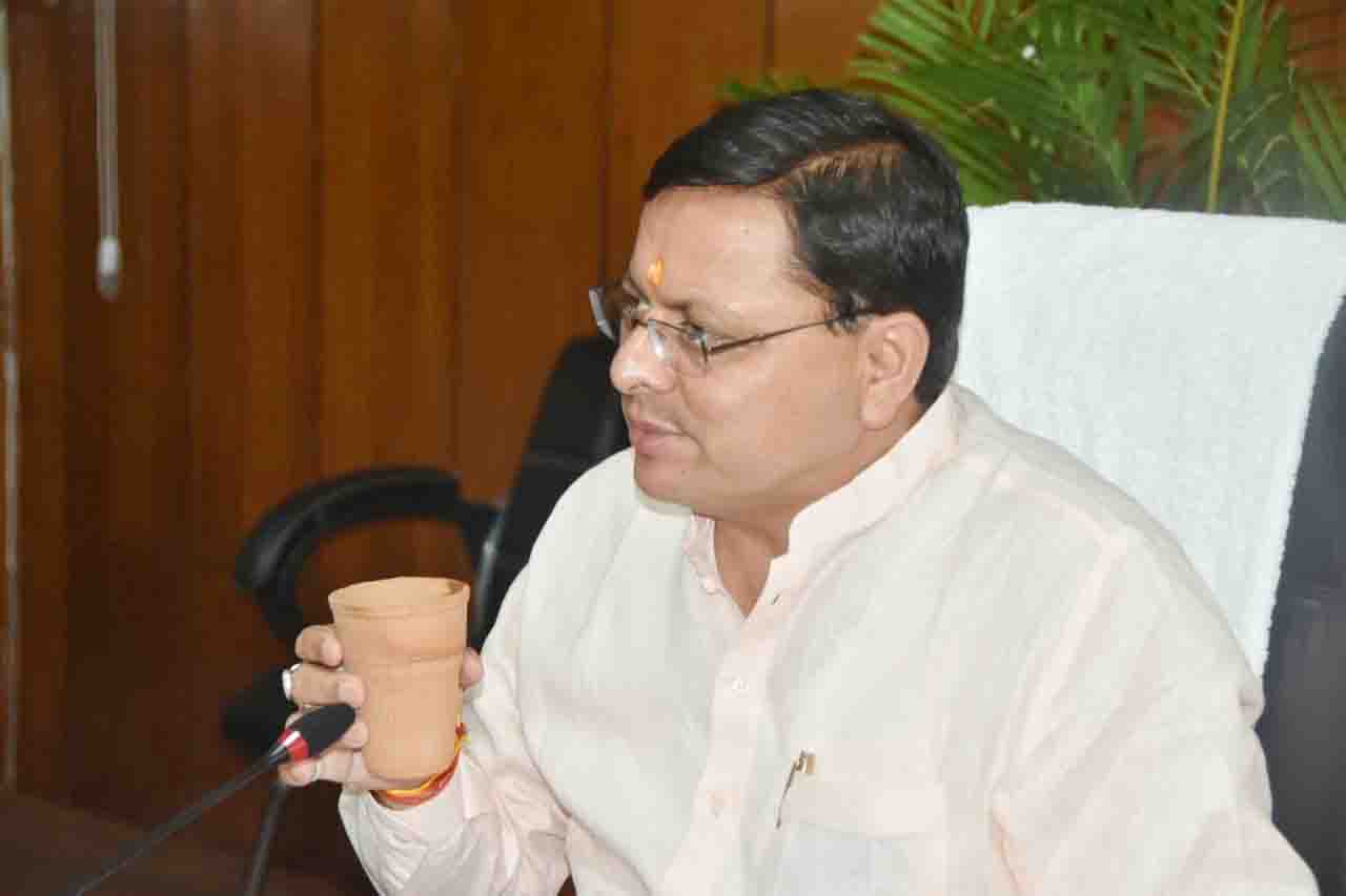Serve tea in earthen glasses in secretariat- CM Dhami