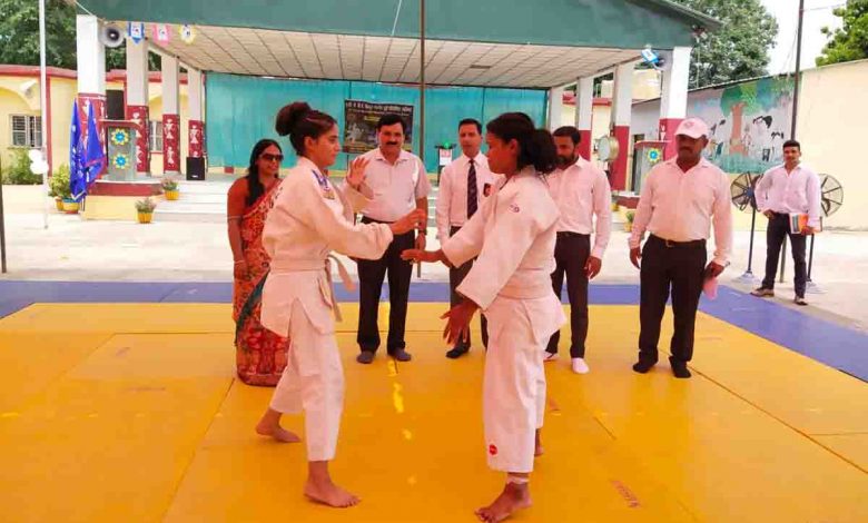 Girls' judo & athletics competitions begin at KV-II