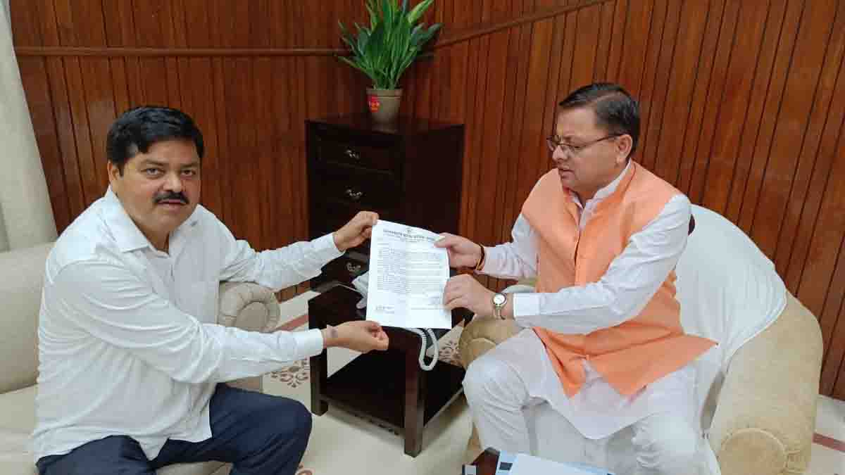 Godiyal meets CM, seeks high level probes