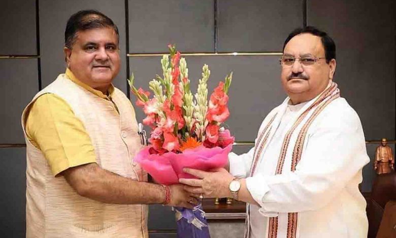 Mahendra Bhatt assumes charge as BJP State chief