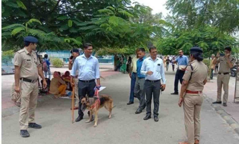 Bomb squad checks Roorkee railway station