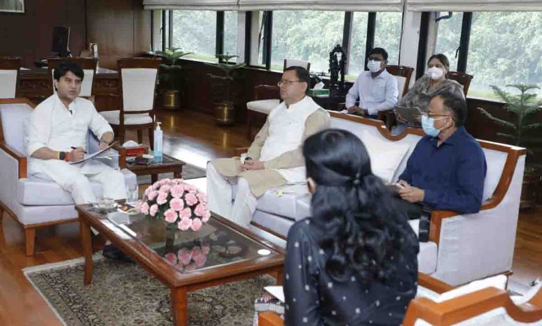Dhami discusses air connectivity issues with Scindia