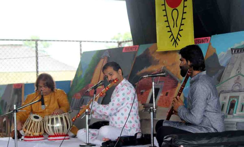 Kulkarni enthralls audience with renditions on flue
